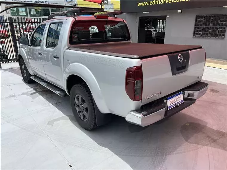 Nissan Frontier Prata 9