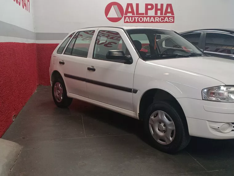 Volkswagen Gol Branco 1