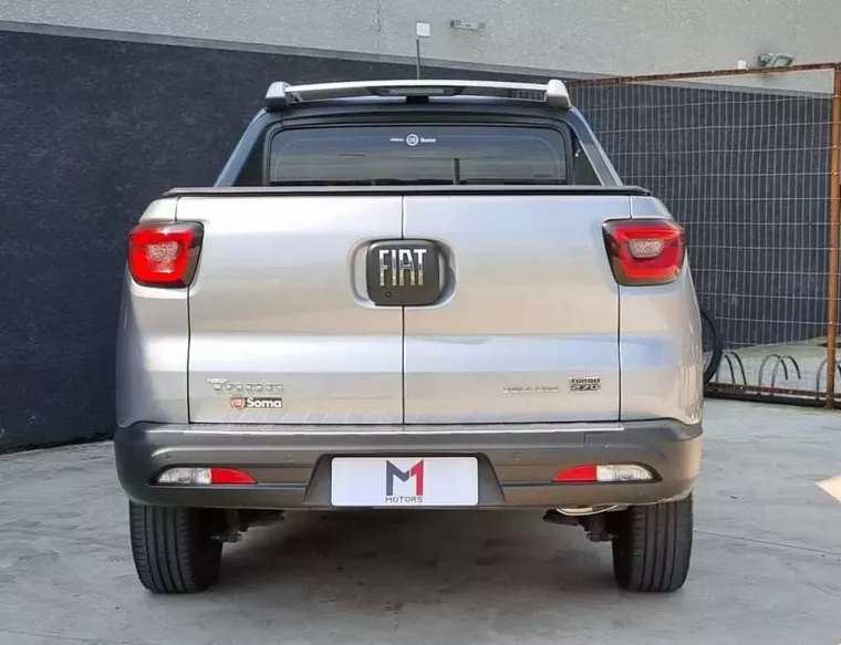 Fiat Toro Prata 8