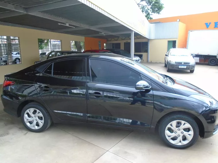 Hyundai HB20S Preto 11