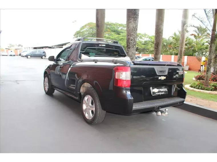 Chevrolet Montana Preto 7