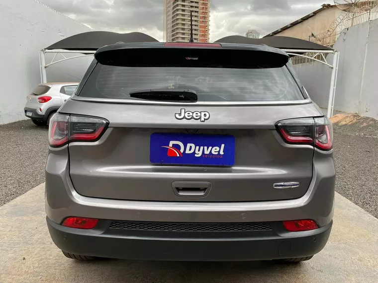 Foto do carro