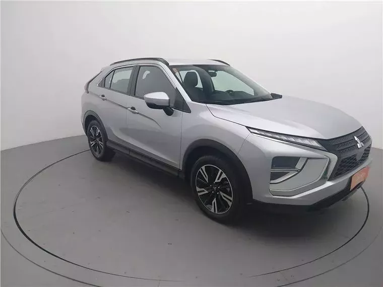 Mitsubishi Eclipse Cross Prata 12