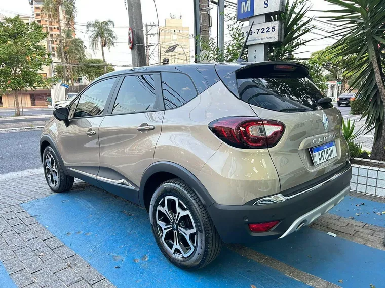 Renault Captur Bege 1