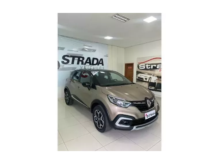 Renault Captur Bege 4