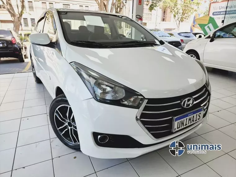 Hyundai HB20S Branco 12