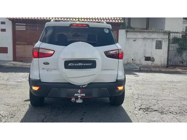 Ford Ecosport Branco 9