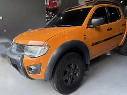 Mitsubishi L200 Savana
