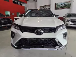 Toyota Hilux SW4