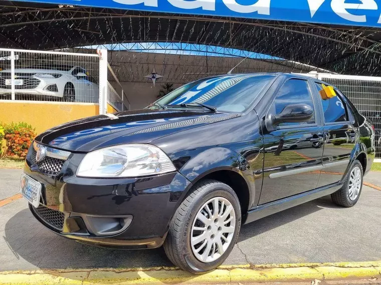 Fiat Siena Preto 1