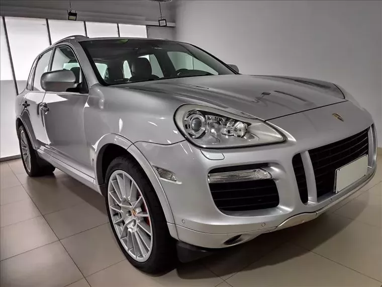 Porsche Cayenne Prata 1