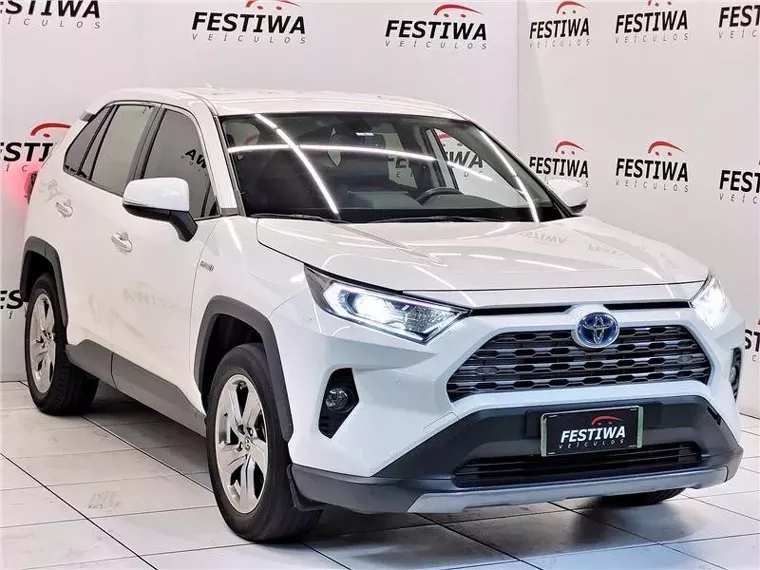 Toyota RAV4 Branco 8