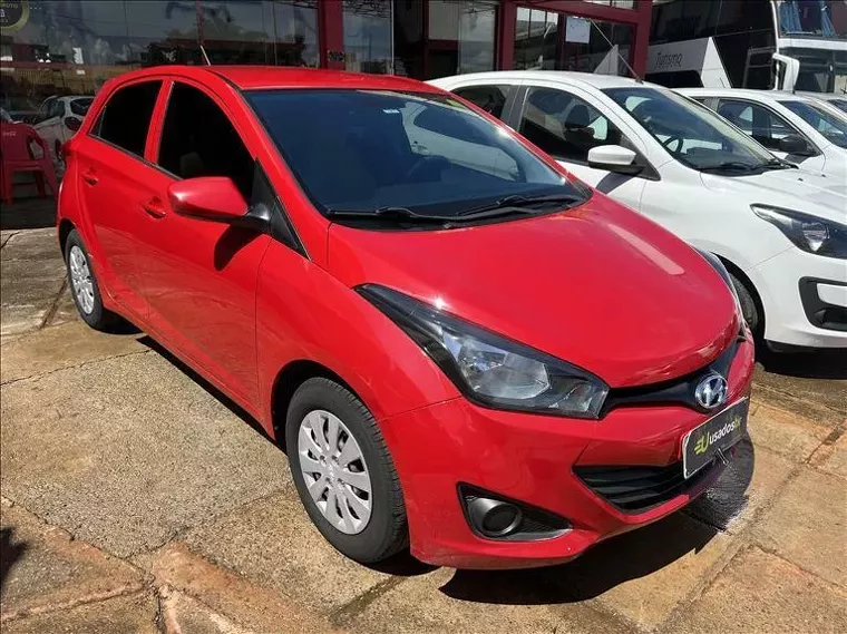 Hyundai HB20 Vermelho 10