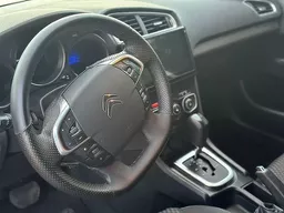 Citroën C4 Lounge