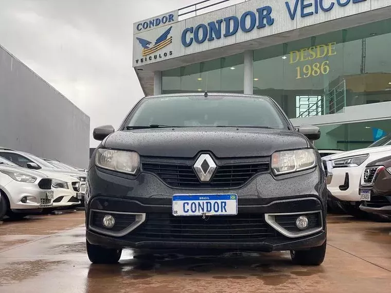 Renault Sandero Preto 5