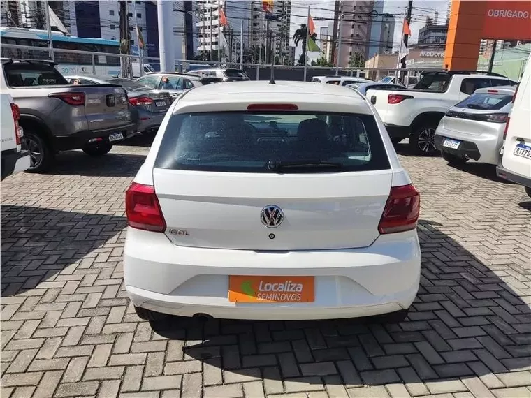 Volkswagen Gol Branco 13