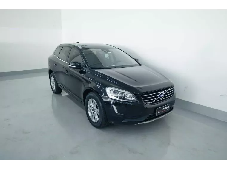 Volvo XC60 Preto 9