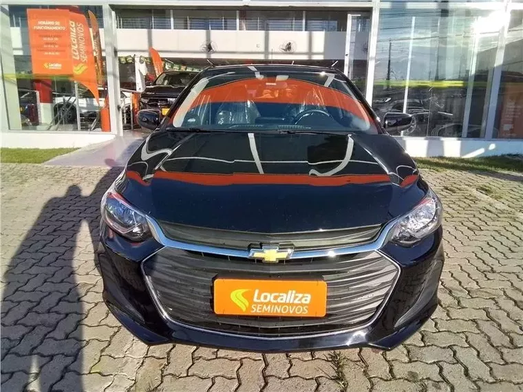 Chevrolet Onix Preto 8