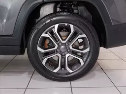 Jeep Commander