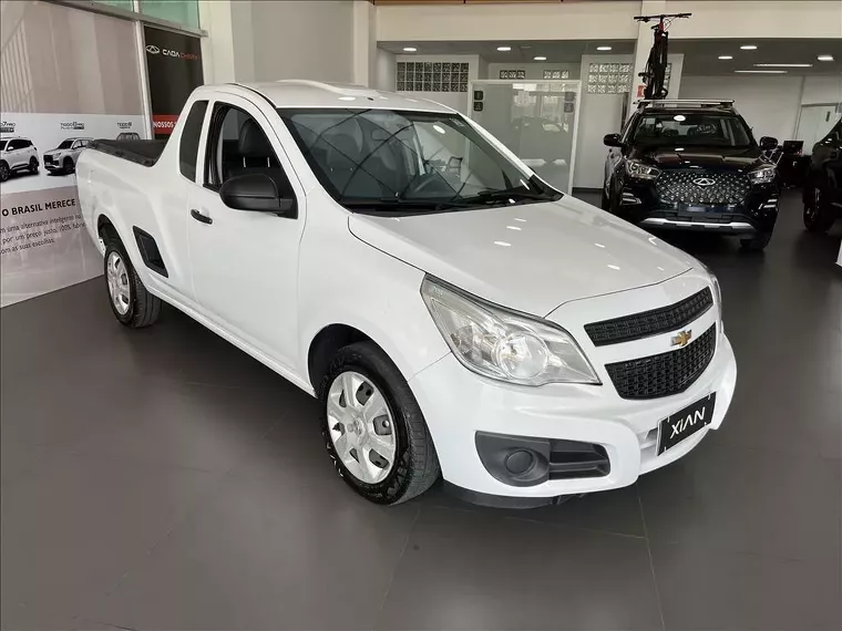 Chevrolet Montana Branco 3