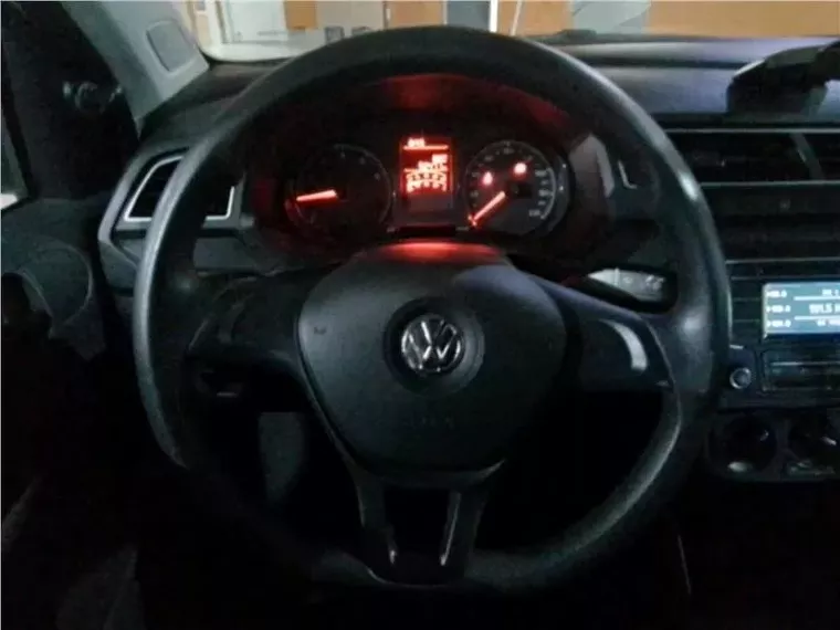 Volkswagen Voyage Branco 3