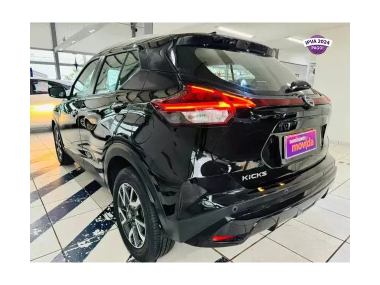 Nissan Kicks Preto 1