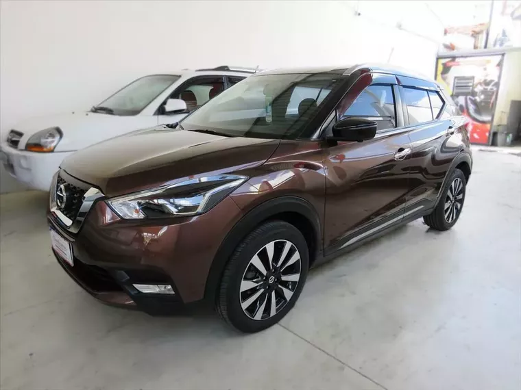 Nissan Kicks Marrom 7