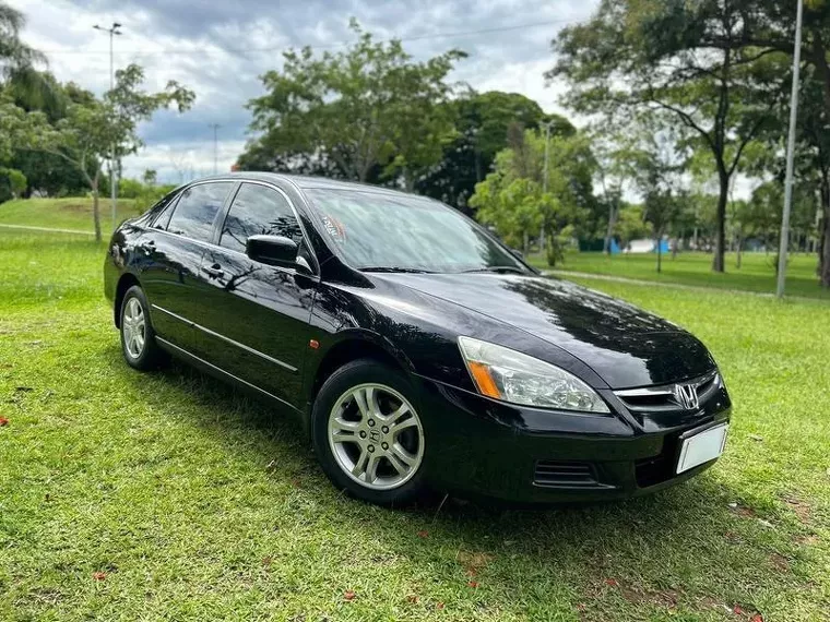 Honda Accord Preto 6