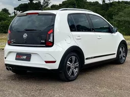 Volkswagen Cross UP