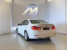 BMW 320i