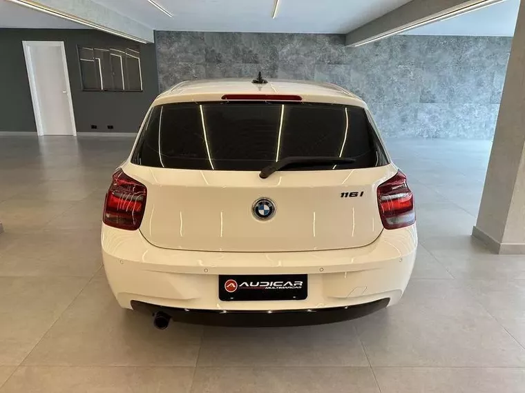 BMW 116i Branco 11