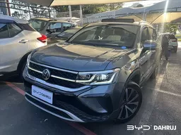 Volkswagen Taos