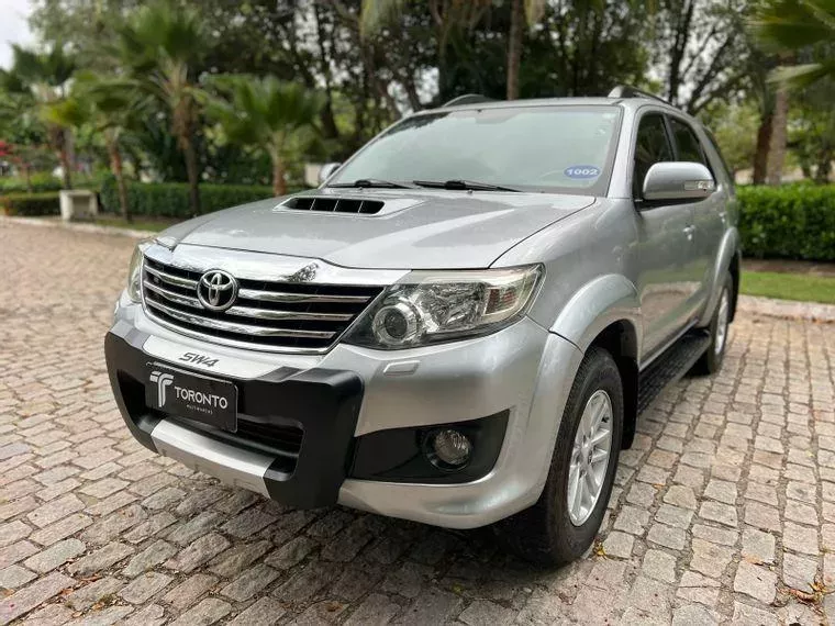 Toyota Hilux Cinza 13