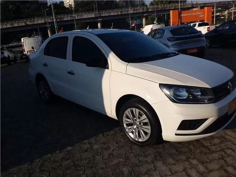 Volkswagen Voyage Branco 4