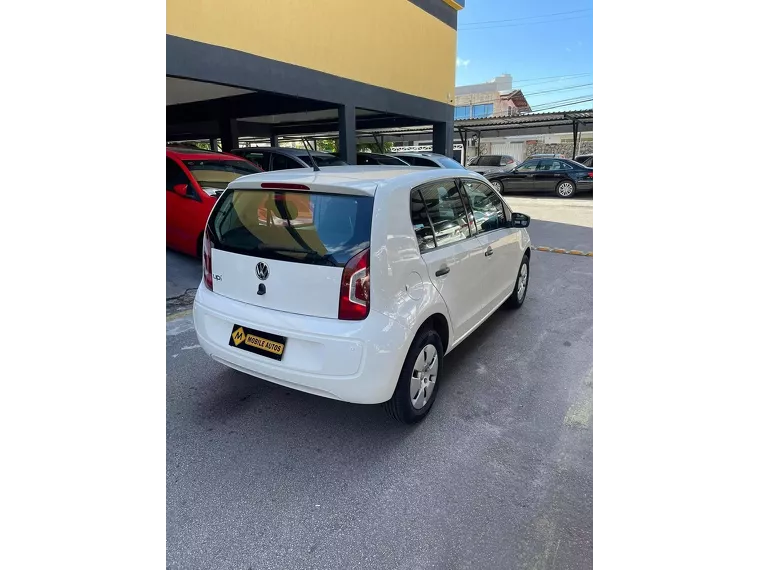 Volkswagen UP Branco 4