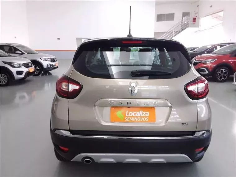 Renault Captur Bege 8