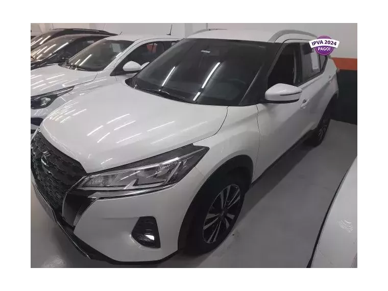 Nissan Kicks Branco 4