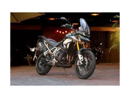 Triumph Tiger 900