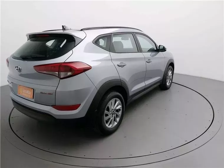 Hyundai Tucson Prata 7