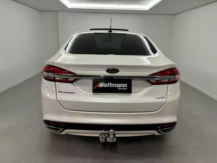 Ford Fusion Branco 6