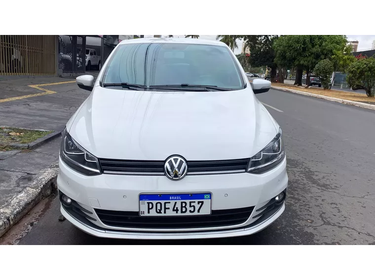 Volkswagen Fox Branco 10