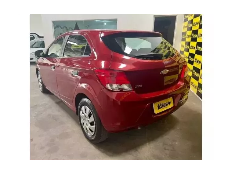 Chevrolet Onix Vermelho 1