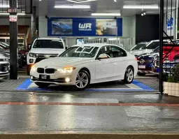 BMW 320i