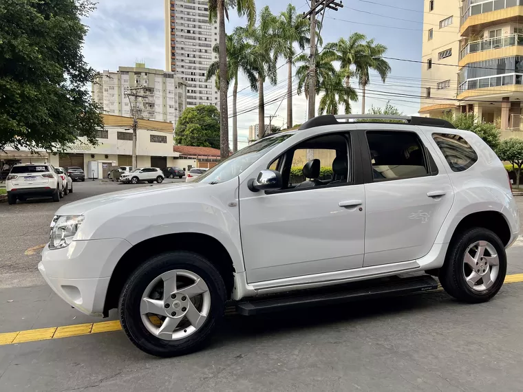 Renault Duster Branco 5