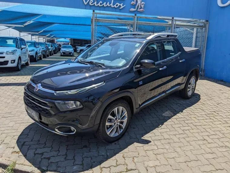 Fiat Toro Preto 4