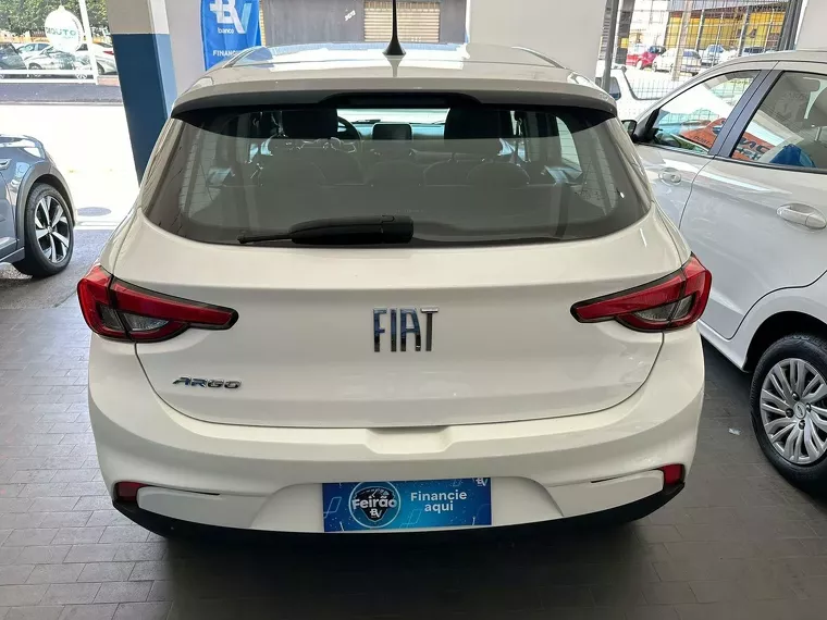 Fiat Argo Branco 8