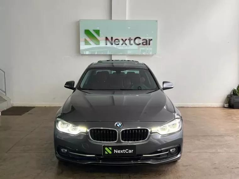 BMW 320i Cinza 6