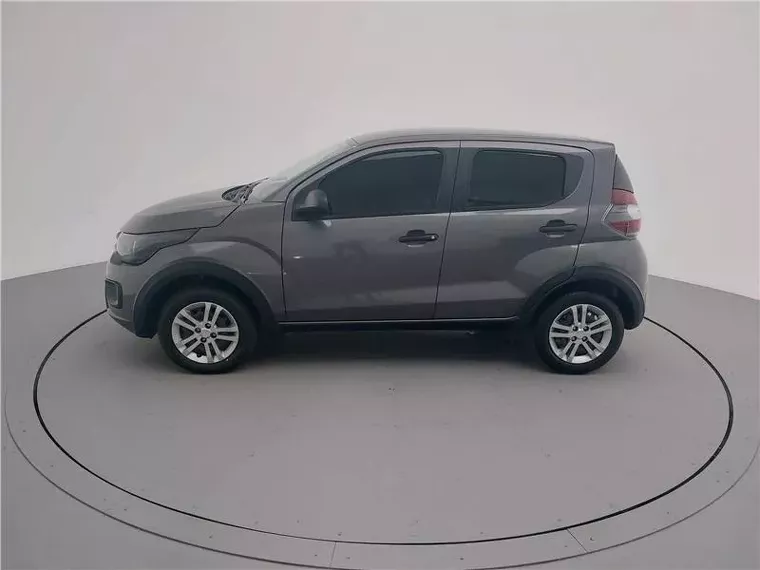 Fiat Mobi Prata 18