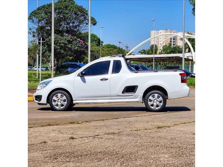 Chevrolet Montana Branco 1