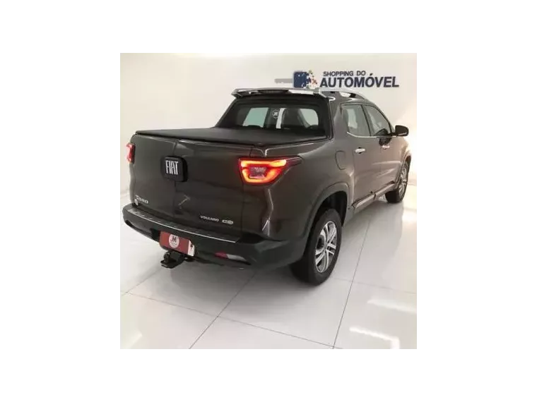 Fiat Toro Marrom 19